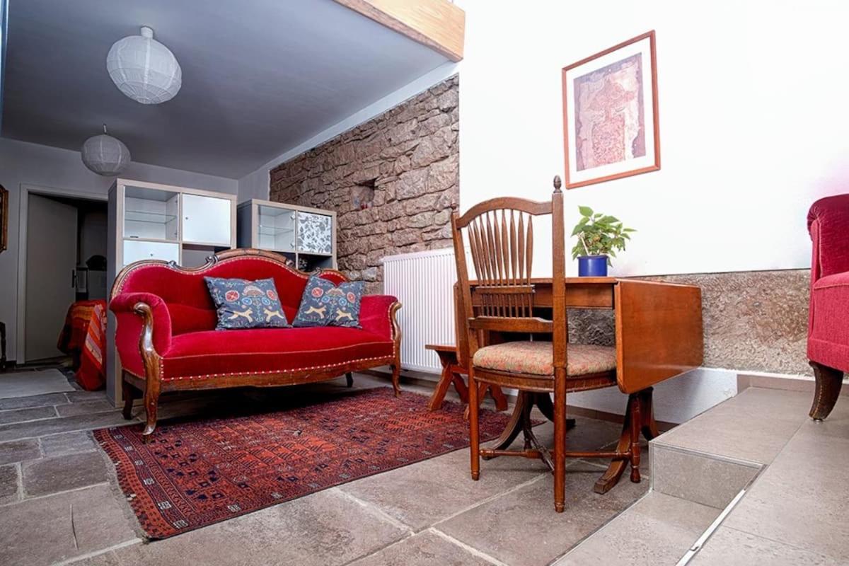 Moderne Wohnung Mit Studio In Bauernhausscheune Am See Бирсдорф Экстерьер фото