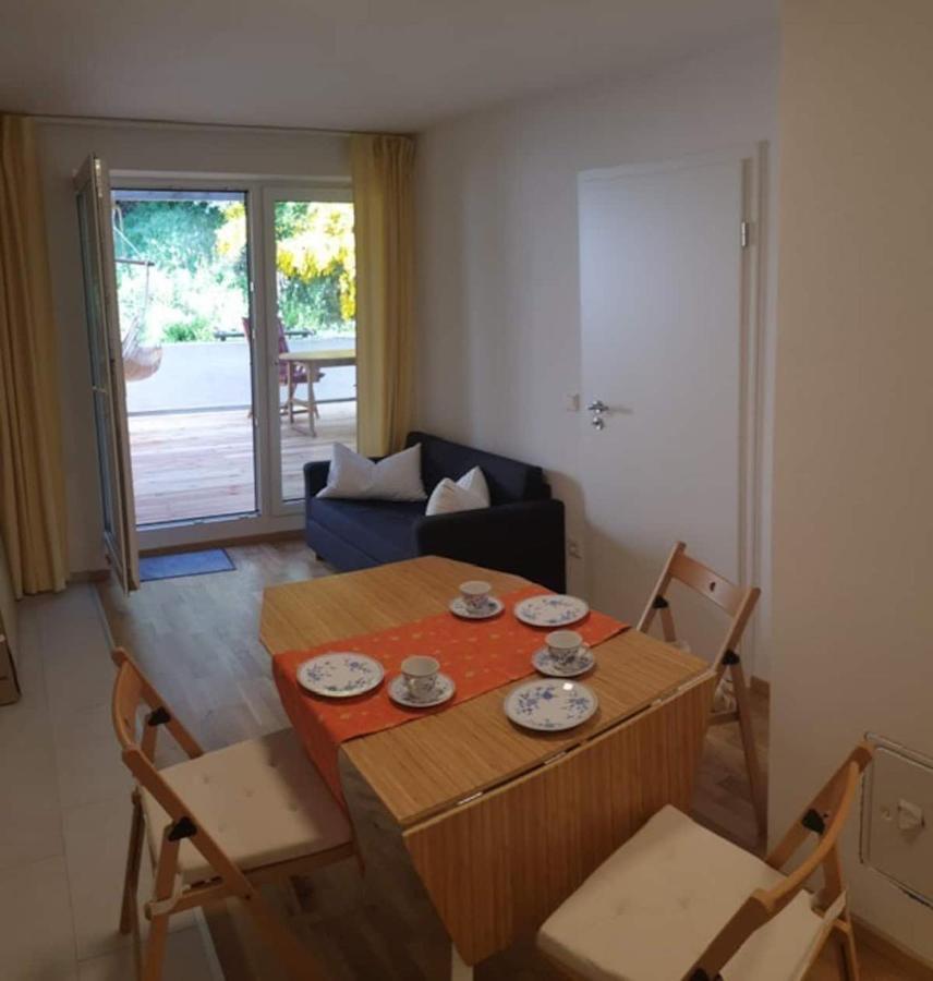 Moderne Wohnung Mit Studio In Bauernhausscheune Am See Бирсдорф Экстерьер фото