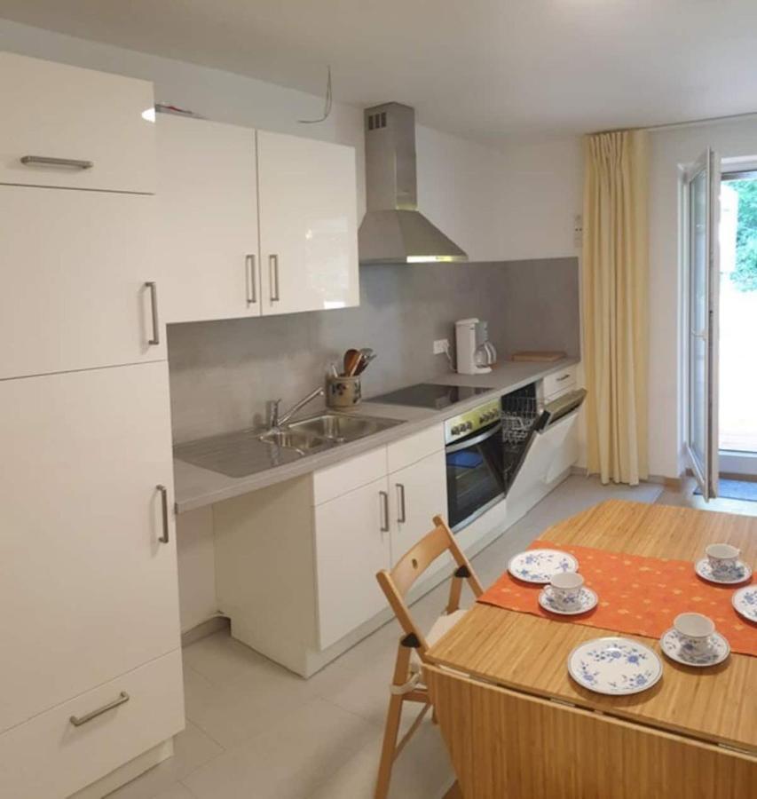 Moderne Wohnung Mit Studio In Bauernhausscheune Am See Бирсдорф Экстерьер фото